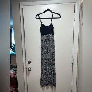 ROXY Black and White Patterned Maxi Sweetheart Neckline Sleeveless Dress Medium